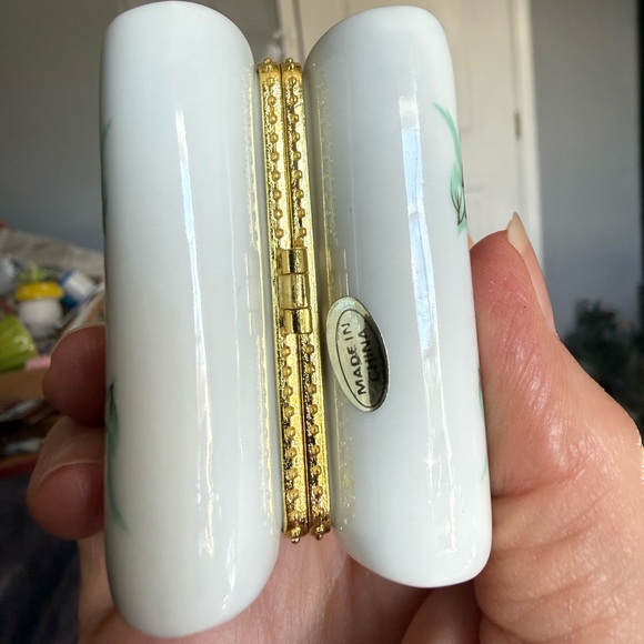 vintage Imperial porcelain shoe and trinket box - Picture 3 of 7